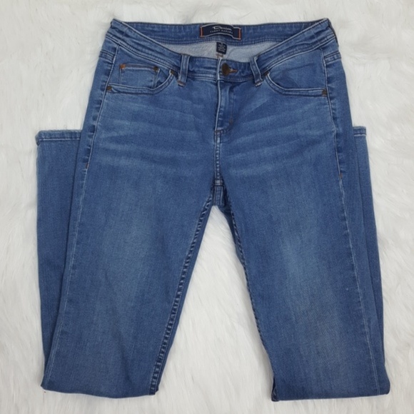 Tommy Bahama Denim - Tommy Bahama Haddon Skinny Jeans - Size 6